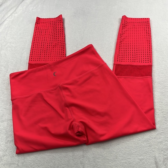 ZYIA Pants - ZYIA Pink 6-8 Mesh Cropped Athletic Leggings